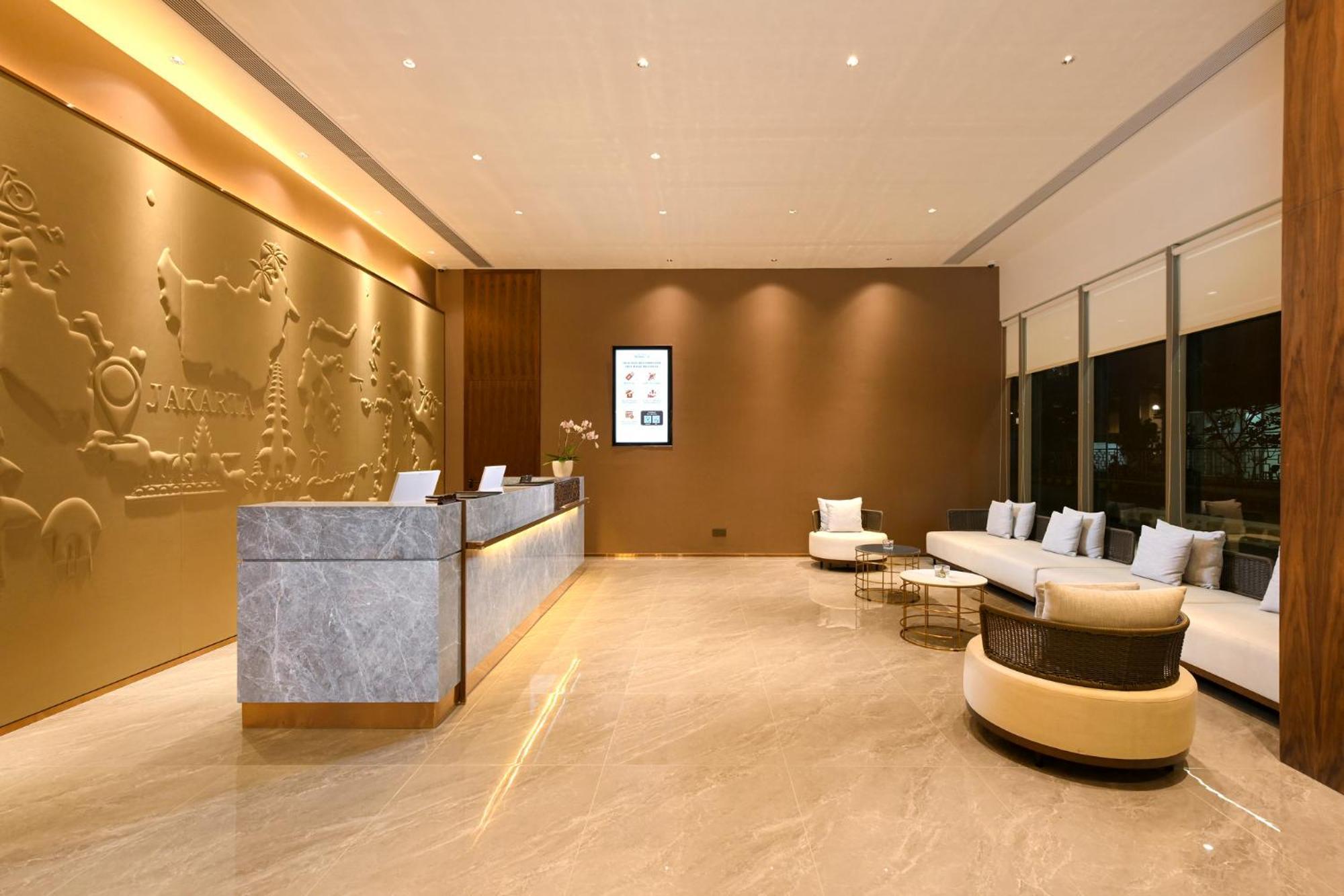Model J Hotel Jakarta Soekarno - Hatta Airport Tangerang Extérieur photo